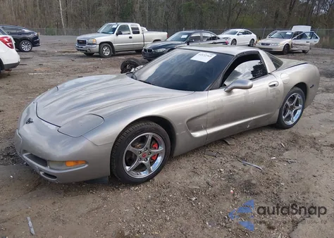 2001 Chevrolet Corvette z USA, uszkodzony, nr VIN 1G1YY22GX15101223